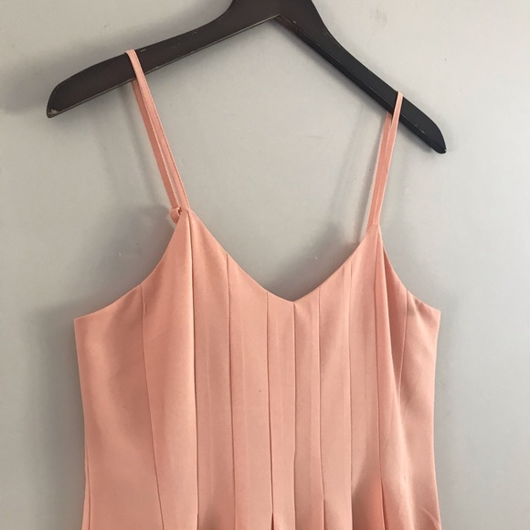 Jealous Tomato | Peach Pleated Romper | Small - Picture 5 of 8